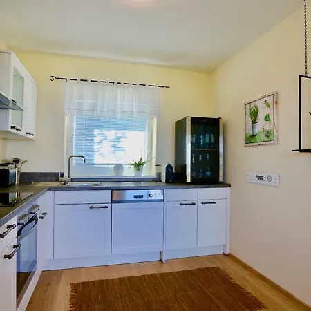 Nikolaier Weinblick - Muskateller *