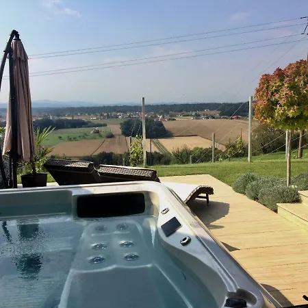 Nikolaier Weinblick - Muskateller *