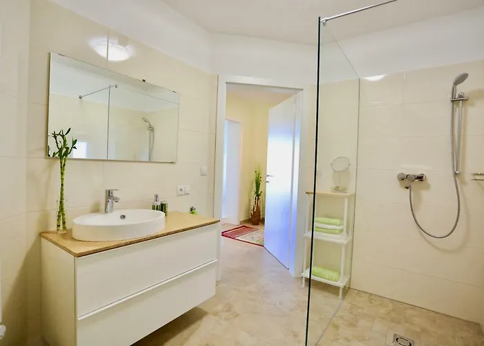 Nikolaier Weinblick - Muskateller *